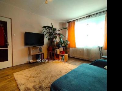 Eladó lakás Székesfehérvár