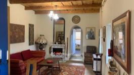 Eladó családi ház Újszász