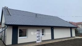 Eladó családi ház Szolnok