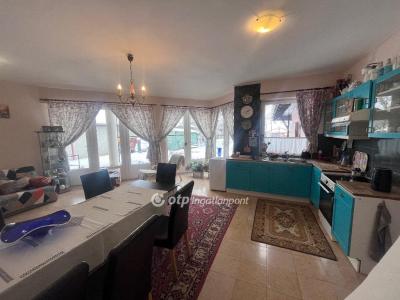 Eladó családi ház Szeged