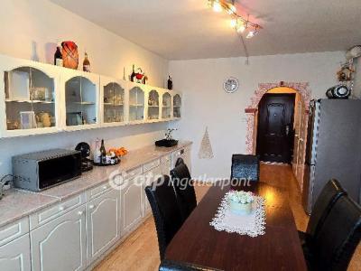 Eladó lakás Debrecen