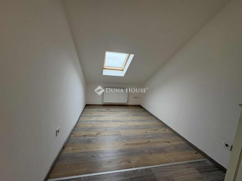 Eladó családi ház Újlengyel