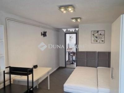 Eladó lakás Dunakeszi