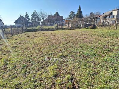 Eladó nyaraló Felsőörs