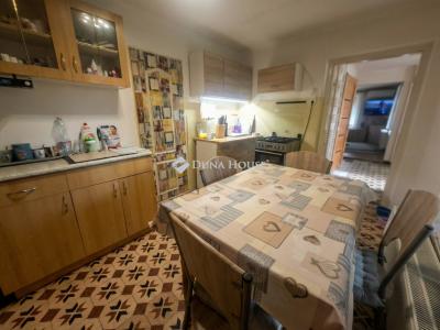 Eladó családi ház Budapest