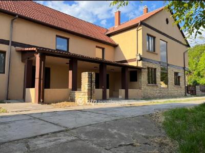 Eladó családi ház Orosháza