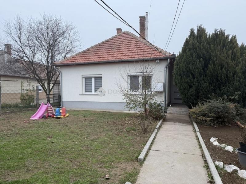 Eladó családi ház Pilis