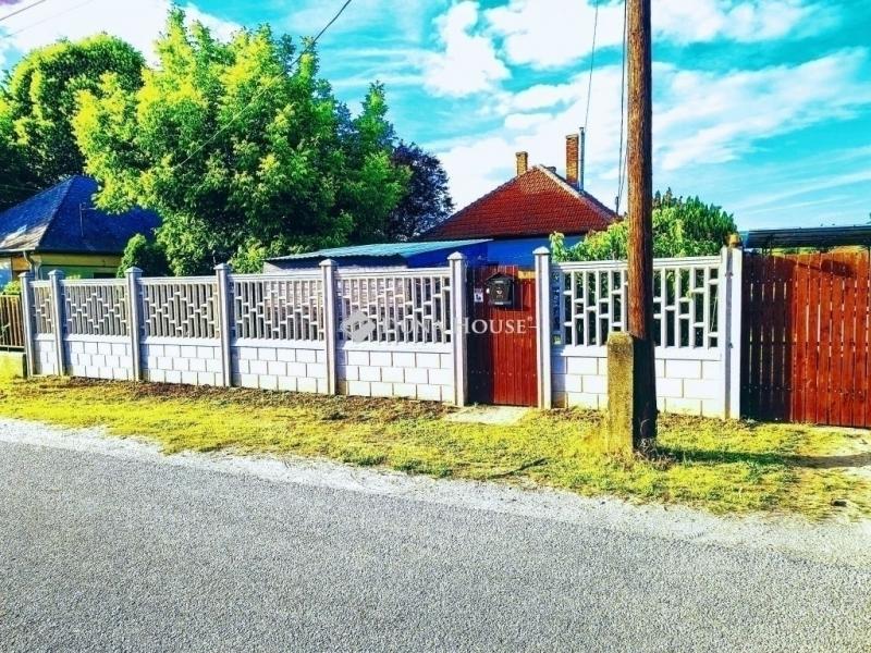 Eladó családi ház Pilis