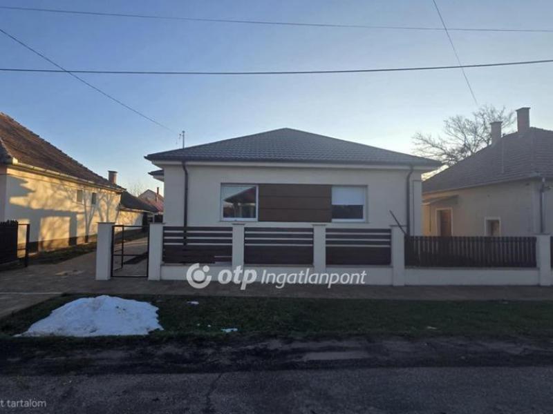 Eladó családi ház Hajdúszoboszló