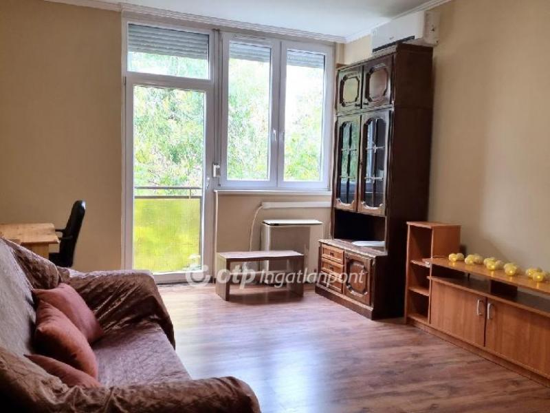 Eladó lakás Hajdúszoboszló