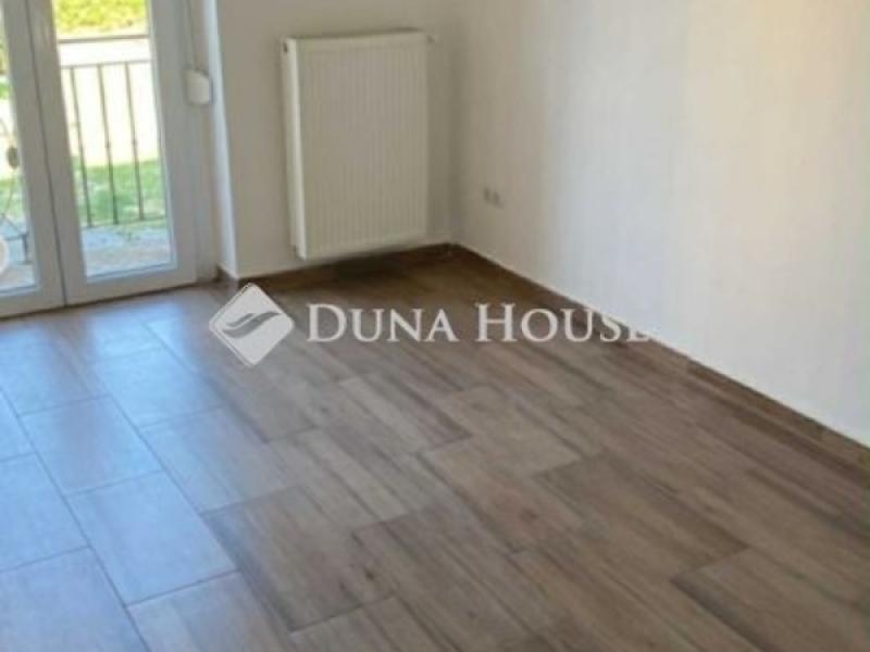 Eladó lakás Kővágószőlős