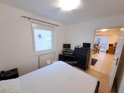 Eladó lakás Albertirsa