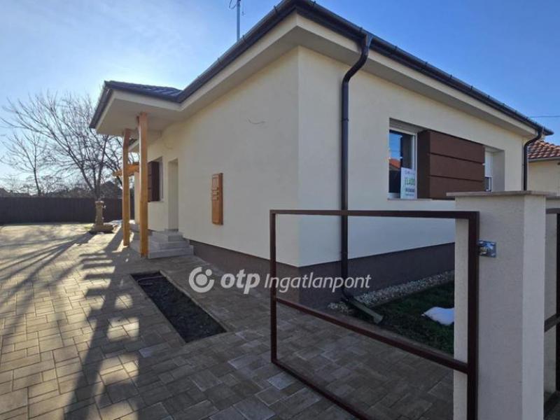 Eladó családi ház Hajdúszoboszló