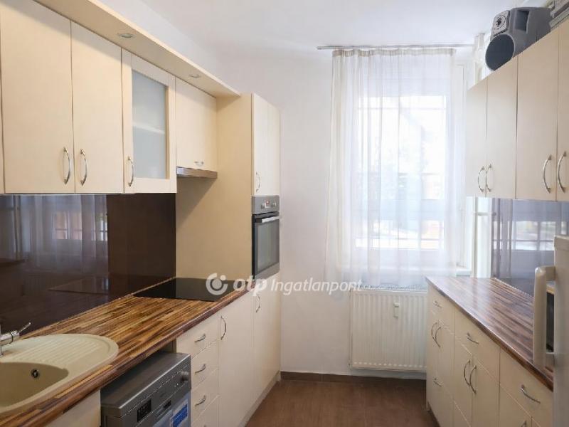 Eladó lakás Budapest