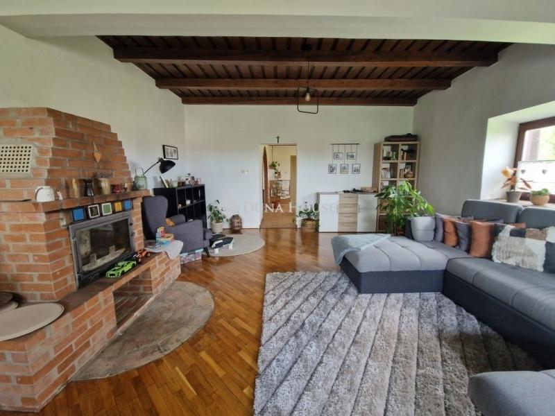 Eladó családi ház Pécsvárad