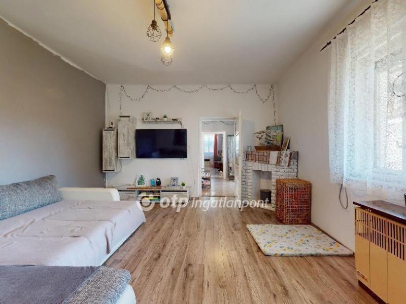 Eladó családi ház Mezőkövesd