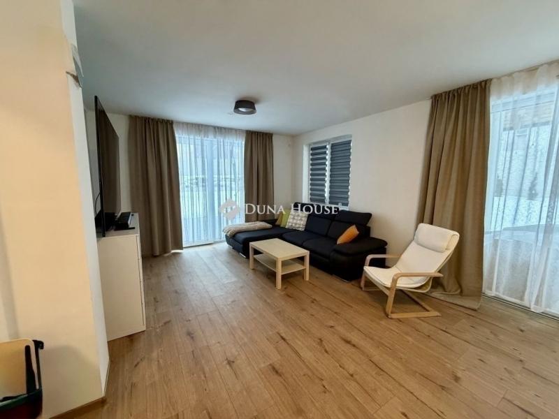 Eladó családi ház Őrbottyán