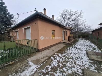 Eladó családi ház Gyál