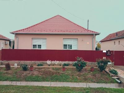 Eladó családi ház Mátészalka