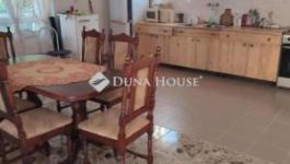 Eladó családi ház Tiszacsege