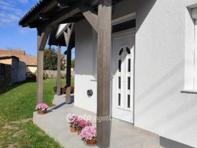 Eladó sorház Hajdúnánás