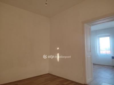 Eladó családi ház Vámospércs