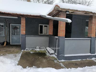 Eladó családi ház Hajdúszovát