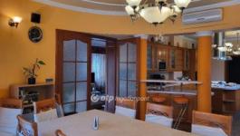 Eladó családi ház Siófok