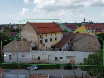 Eladó családi ház Szeged