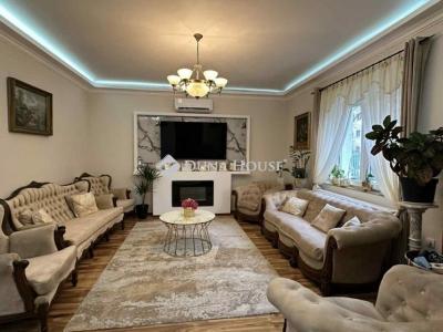 Eladó családi ház Budapest