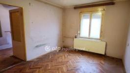 Eladó családi ház Abda