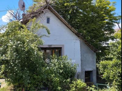 Eladó házrész Szekszárd