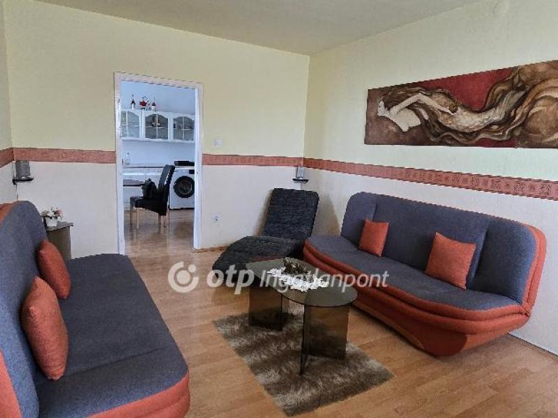 Eladó lakás Debrecen