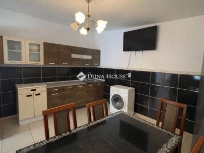 Eladó családi ház Budapest