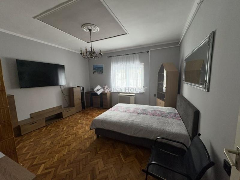 Eladó családi ház Budapest