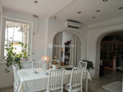 Eladó családi ház Szeged