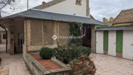 Eladó családi ház Szeged