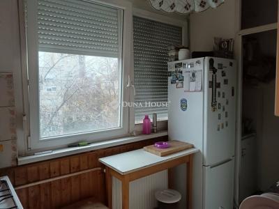 Eladó lakás Cegléd