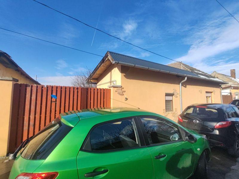 Eladó ház Csongrád