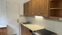 Eladó lakás Szekszárd