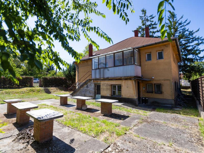 Eladó családi ház Dunakeszi