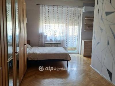 Eladó lakás Pécs