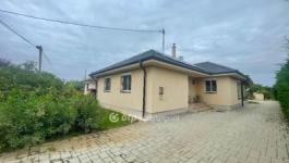 Eladó családi ház Debrecen