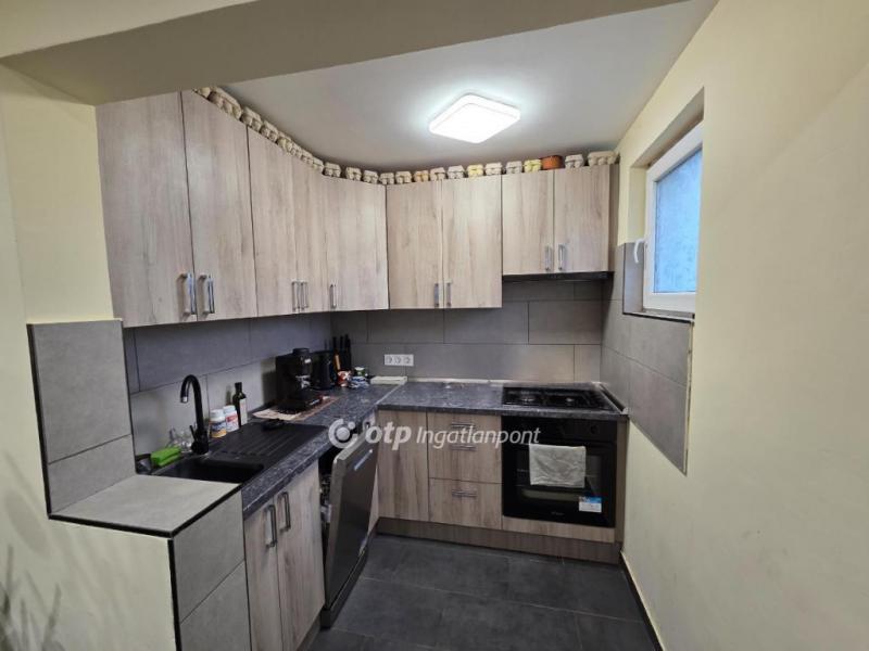 Eladó családi ház Szentes