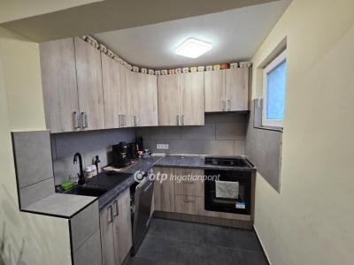 Eladó családi ház Szentes