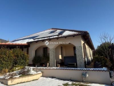Eladó családi ház Nagytarcsa
