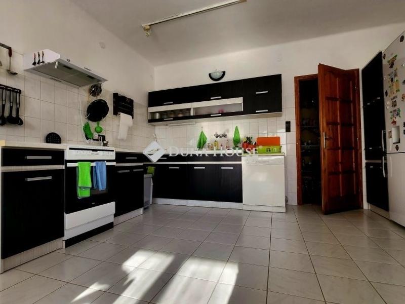 Eladó családi ház Kiskunlacháza