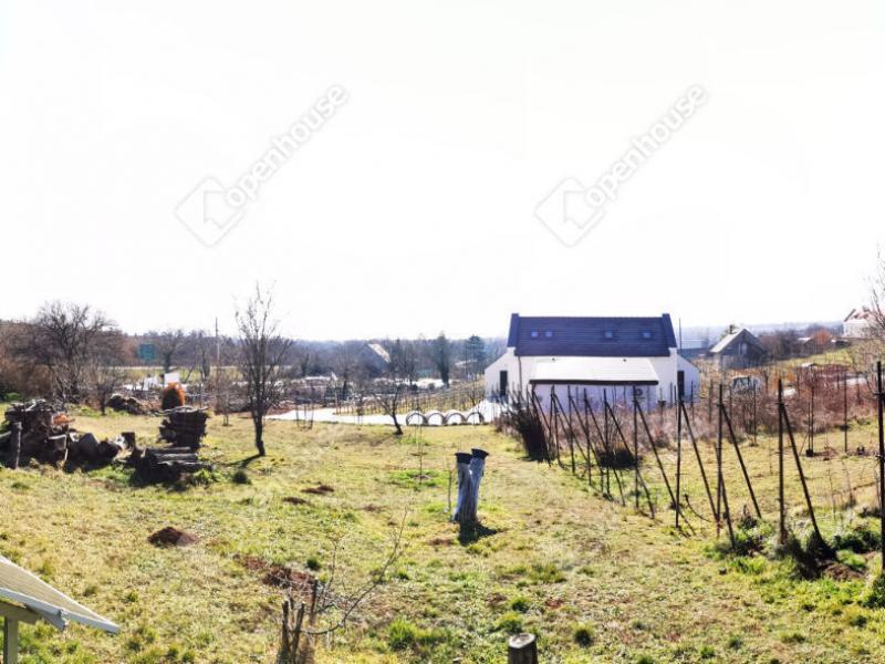 Eladó családi ház Csopak