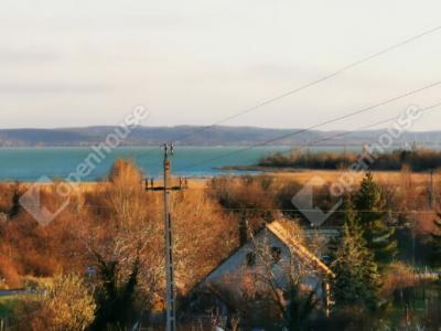 Eladó családi ház Csopak