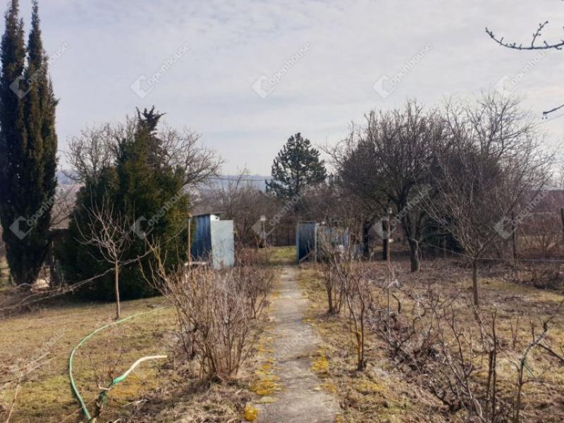 Eladó nyaraló Balatonkenese